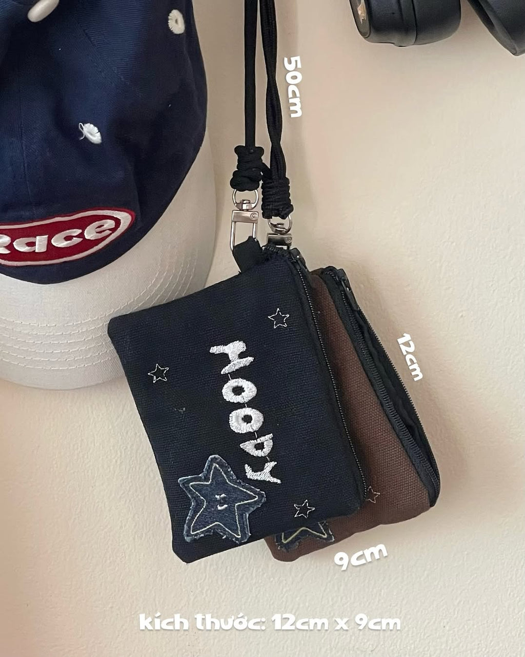 MOODY - Mini neck pouch